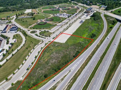Lt2 S Ballpark Dr, Franklin, WI, 53132 | Card Image