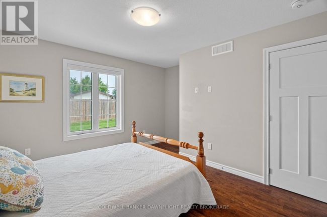 40 Devon Dr, Townhouse with 2 bedrooms, 2 bathrooms and 2 parking in Exeter ON | Image 35