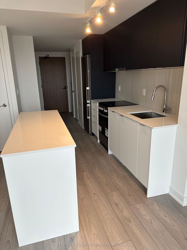 1402 - 8 Tippett Rd, Condo with 1 bedrooms, 1 bathrooms and null parking in Toronto ON | Image 7