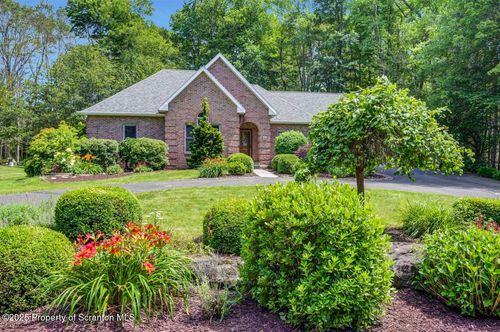 29 Covington Lake Dr, Covington Twp, PA, 18424-7818 | Card Image