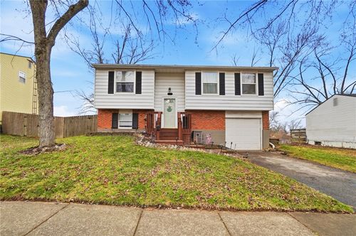 232 Wiesen Ln, Moraine, OH, 45439-7946 | Card Image