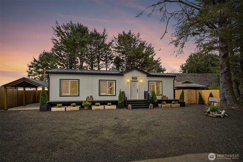47295 State Route 109, Moclips, WA, 98562-1600 | Card Image