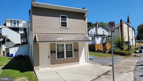 222 State St, ENOLA, PA, 17025-3252 | Card Image