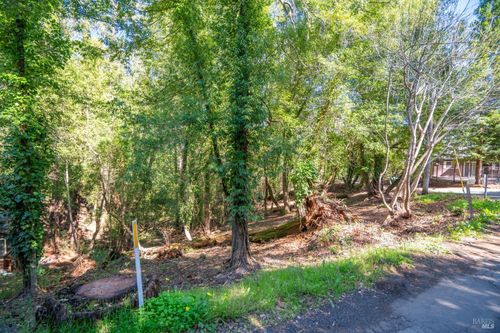 10612 Canyon Rd, Forestville, CA, 95436-9214 | Card Image