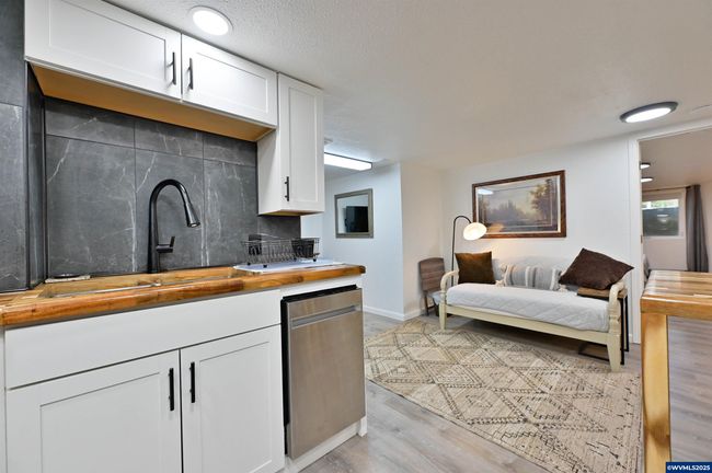 1511 D St Ne, House other with 5 bedrooms, 3 bathrooms and null parking in Salem OR | Image 42