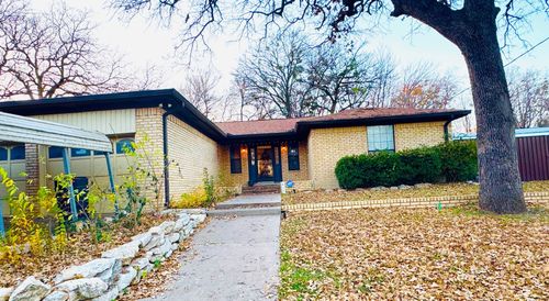 817 S Bell St, Hamilton, TX, 76531-2710 | Card Image