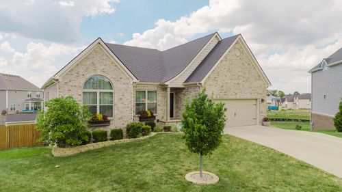 3047 Rosewood Dr, Versailles, KY, 40383 | Card Image