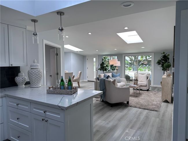 APT-201K - 13361 El Dorado Dr, Home with 2 bedrooms, 2 bathrooms and null parking in Seal Beach CA | Image 10