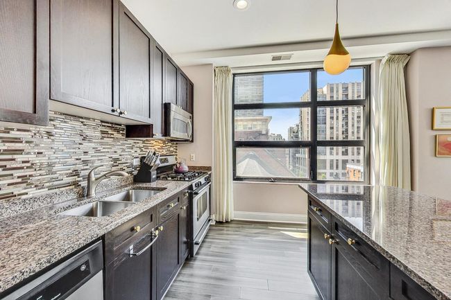 APT-601 - 101 W Superior St, Condo with 2 bedrooms, 2 bathrooms and 1 parking in CHICAGO IL | Image 12