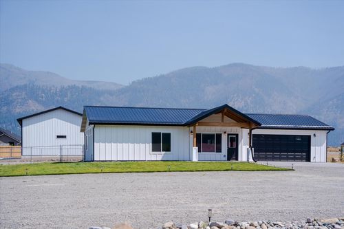 31 Moccasin Ln, Thompson Falls, MT, 59873-7718 | Card Image