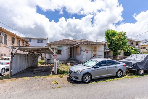 2130 Young St, Honolulu, HI, 96826-2301 | Card Image