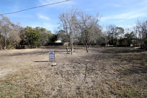 1104 Wichita Street, Lockhart, TX, 78644 | Card Image