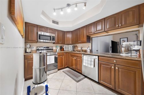 215-4013 N Ocean Dr, Lauderdale By The Sea, FL, 33308 | Card Image