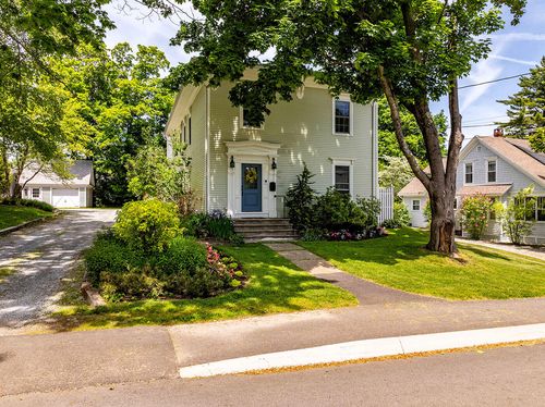 2-5 Pearl St, Camden, ME, 04843-1956 | Card Image