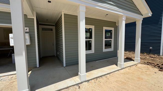 Open Floor Plan | Image 10