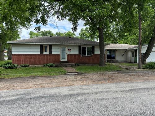 920 N Dye St, Virden, IL, 62690-1158 | Card Image