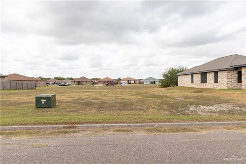 838 Santos Ave, Mercedes, TX, 78570-4338 | Card Image