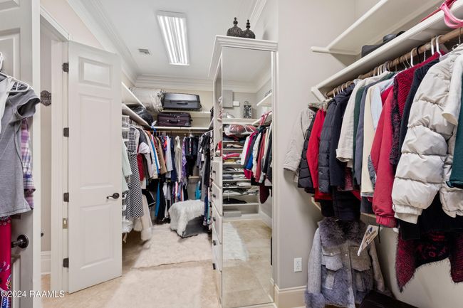 229Laken-75 | Image 25