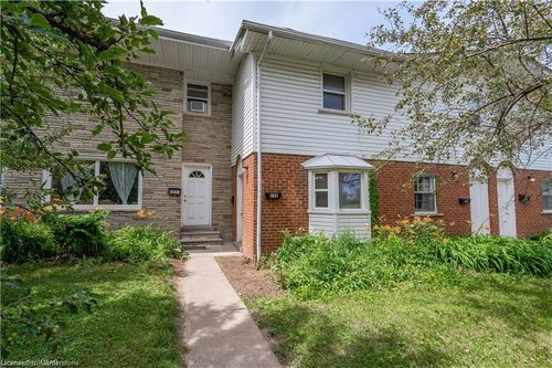 246 Westcourt Pl, Waterloo, ON, N2L2R7 | Card Image