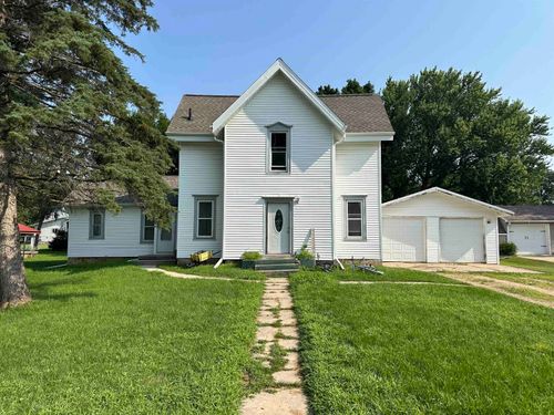 401 W Daley St, Spring Green, WI, 53588-9277 | Card Image