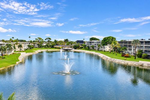 407-2724 Garden Dr N, Lake Worth, FL, 33461-2267 | Card Image