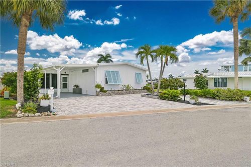 17591 Bryan Ct, FORT MYERS BEACH, FL, 33931-7102 | Card Image