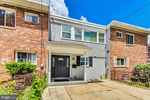 908 E Meadows Ct, OXON HILL, MD, 20745-2861 | Card Image