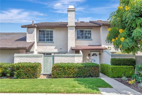 28-17 Oxford, Irvine, CA, 92612-2600 | Card Image