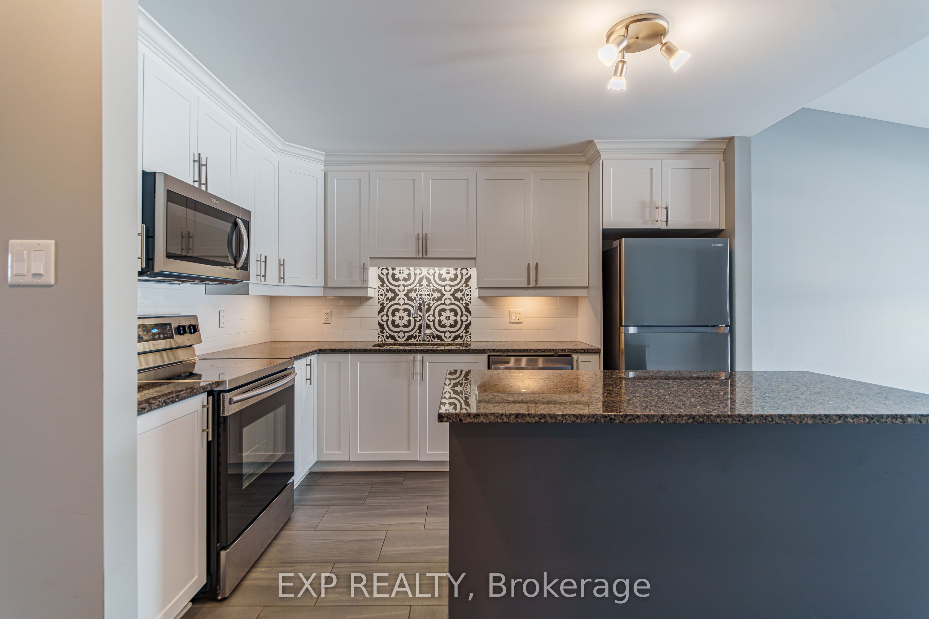 Residential in Clarence-Rockland 4