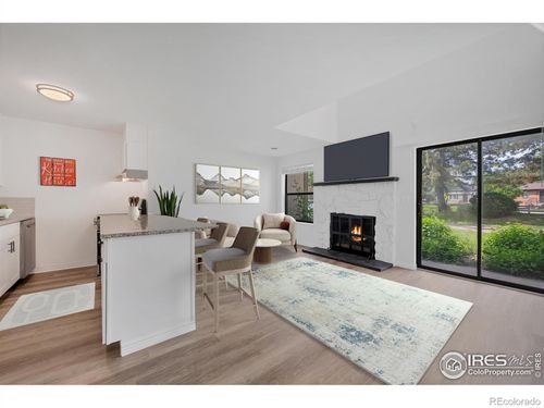 apt-a2-225 E 8th Ave, Longmont, CO, 80504-4660 | Card Image