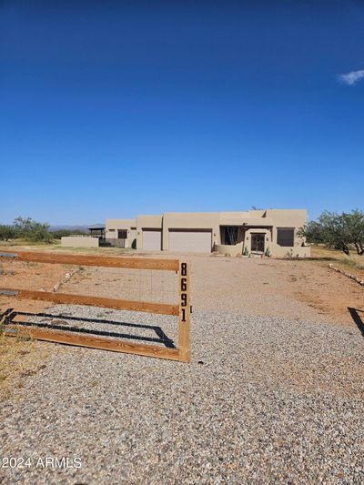 8691 S Desert Sumac Drive, House other with 3 bedrooms, 2 bathrooms and null parking in Hereford AZ | Image 3