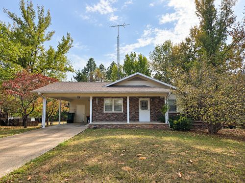 1117 Davis St, Cabool, MO, 65689-9263 | Card Image