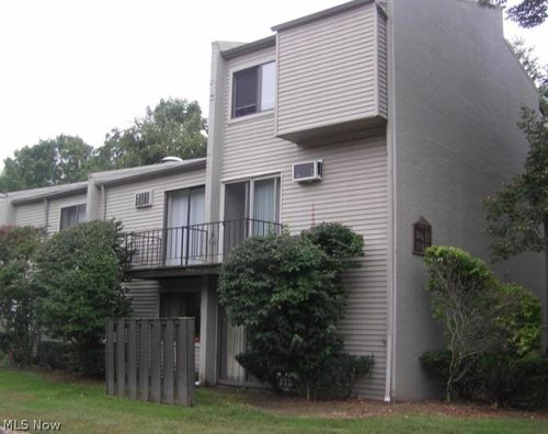 38430 North Lane, Willoughby, OH, 44094 | Card Image