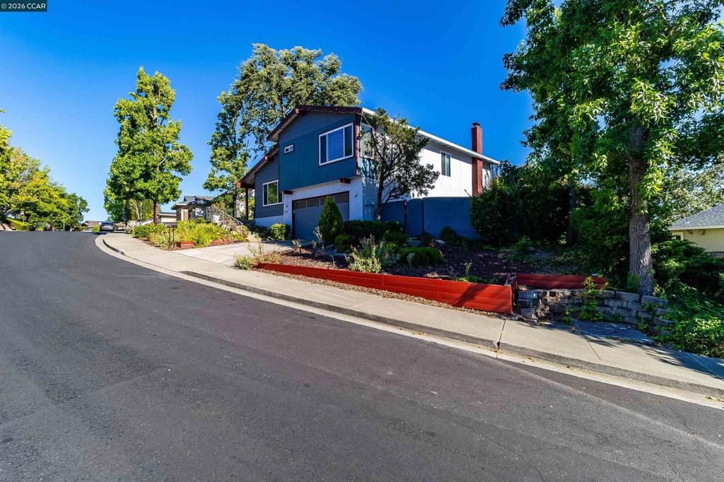 Residential in Martinez 5