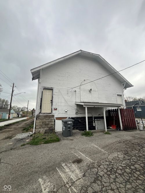 1753 Linden Street, Indianapolis, IN, 46203 | Card Image