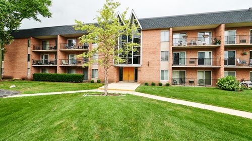 310-1104 N Mill St, Naperville, IL, 60563-2563 | Card Image