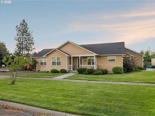 3010 5th St, Baker City, OR, 97814-1866 | Card Image