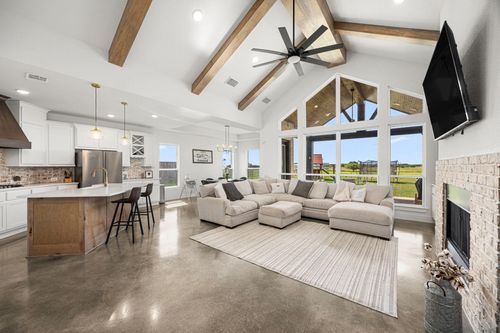 15757 County Road 272, East Bernard, TX, 77435-9817 | Card Image