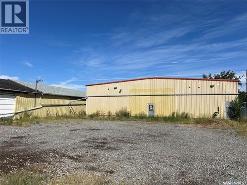 530 Caribou St E, Moose Jaw, SK, S6H1L8 | Card Image