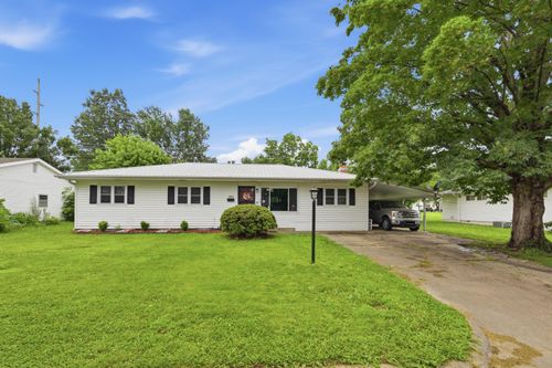 2033 Forest Dr, Carthage, MO, 64836-3654 | Card Image