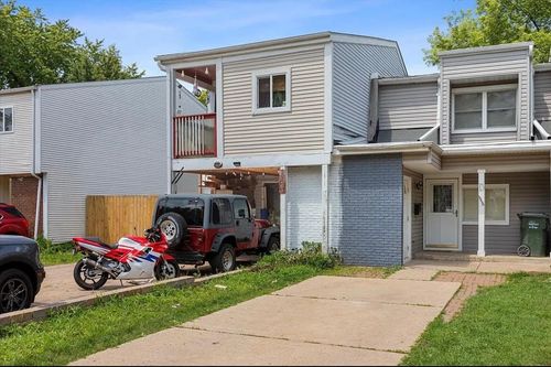 unit-d-2049 Berkshire Cir, Carpentersville, IL, 60110-2466 | Card Image