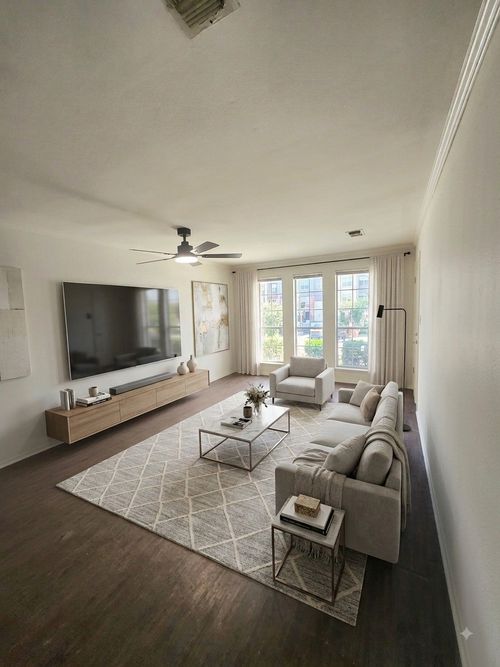 b-7308 Sanger Ave, Waco, TX, 76712-7311 | Card Image