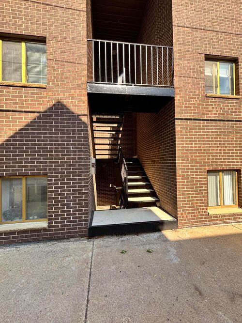 4-817 Arch St, Ann Arbor, MI, 48104-3461 | Card Image