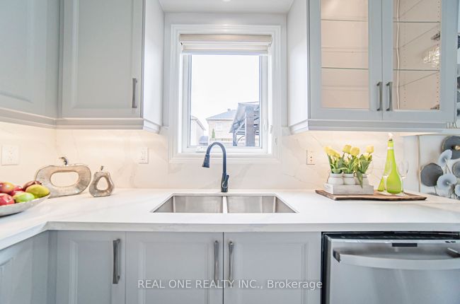 23 Rizal Ave, House attached with 4 bedrooms, 3 bathrooms and 2 parking in Markham ON | Image 17