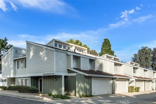 unit-3-10056 Melinda Way, Northridge, CA, 91325-1149 | Card Image