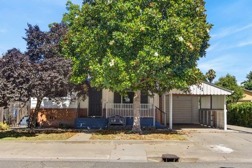 611 Atkinson Street, Roseville, CA, 95678 | Card Image