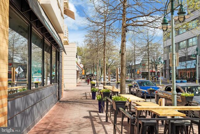 APT-526 - 4600 S Four Mile Run Dr, Condo with 1 bedrooms, 1 bathrooms and null parking in ARLINGTON VA | Image 27