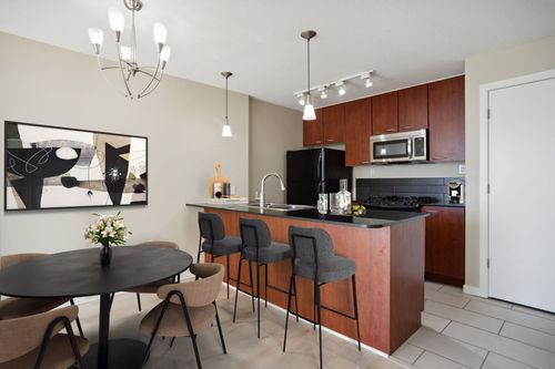 2009-7178 Collier St, Burnaby, BC, V5E4N7 | Card Image