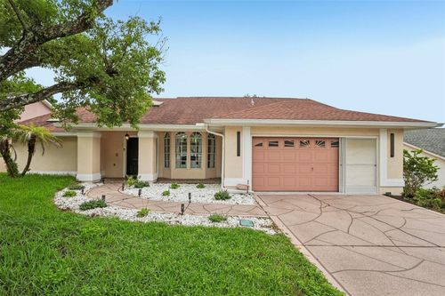 1260 Masada Ln, SPRING HILL, FL, 34608-7425 | Card Image