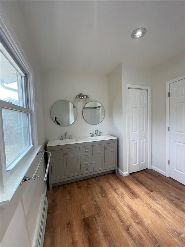The MasterBathroom 3 | Image 18